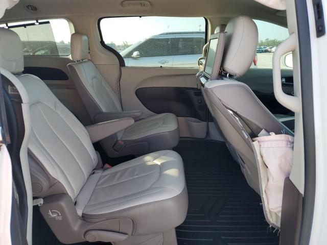 Photo 11 from auction – 2017 CHRYSLER PACIFICA T with VIN 2C4RC1EGXHR669324