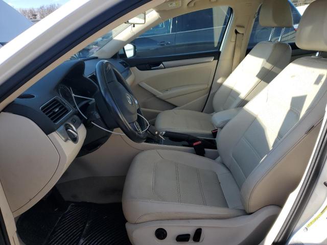 Photo 7 from auction – 2015 VOLKSWAGEN PASSAT S with VIN 1VWAT7A39FC012181