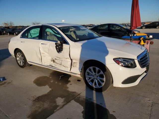 Photo 4 from auction – 2017 MERCEDES-BENZ E 300 with VIN WDDZF4JB2HA146599