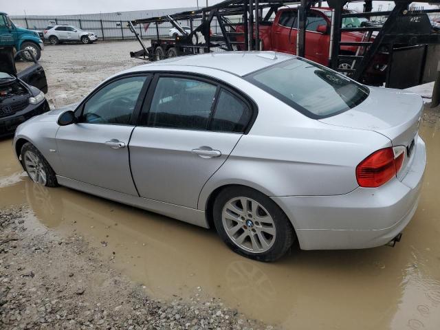 Photo 2 from auction – 2006 BMW 325 I with VIN WBAVB135X6KX43644