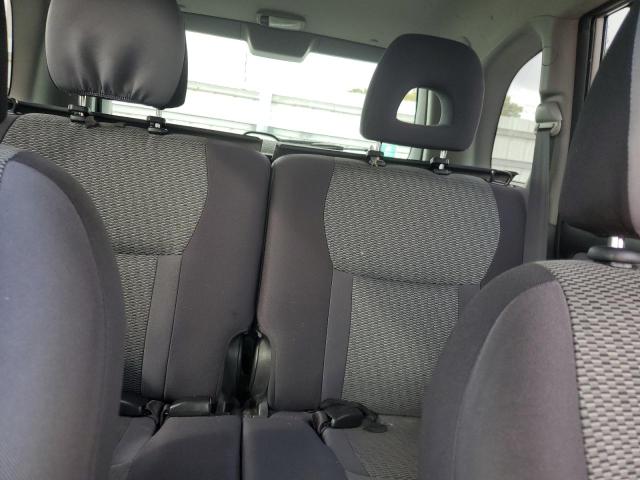 Photo 10 from auction – 2004 TOYOTA RAV4 with VIN JTEGD20V740017020