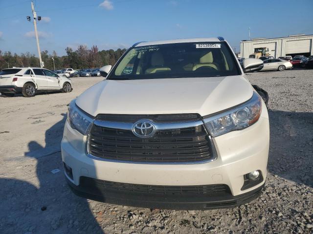 Photo 5 from auction – 2015 TOYOTA HIGHLANDER with VIN 5TDKKRFH0FS071029