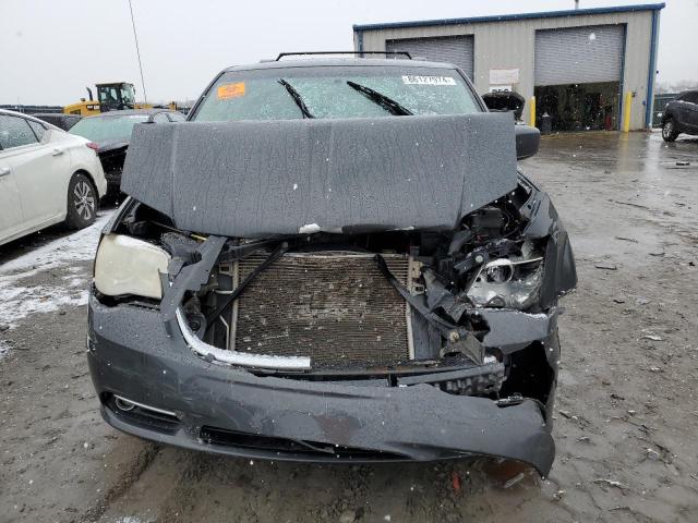 Photo 5 from auction – 2012 CHRYSLER TOWN & COU with VIN 2C4RC1BG5CR364049