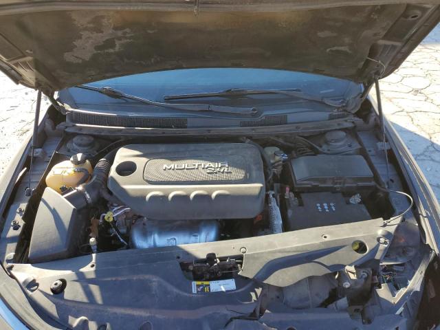 Photo 11 from auction – 2016 CHRYSLER 200 LIMITE with VIN 1C3CCCAB3GN126571