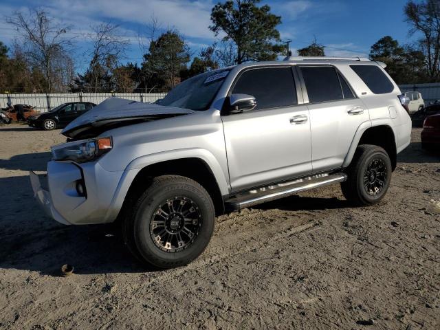 TOYOTA 4RUNNER SR 2017 with VIN JTEZU5JR4H5151391 - Photo from auction