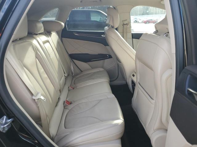 Photo 10 from auction – 2017 LINCOLN MKC RESERV with VIN 5LMCJ3C90HUL68746