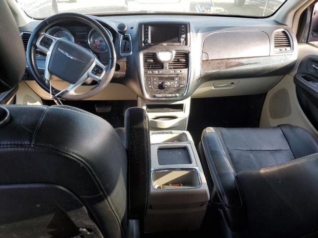 Photo 8 from auction – 2012 CHRYSLER TOWN & COU with VIN 2C4RC1BG5CR304952