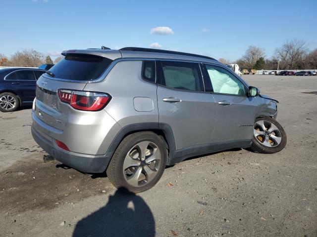 Foto 3 de la subasta – 2018 JEEP COMPASS LA con VIN 3C4NJCBB3JT125498