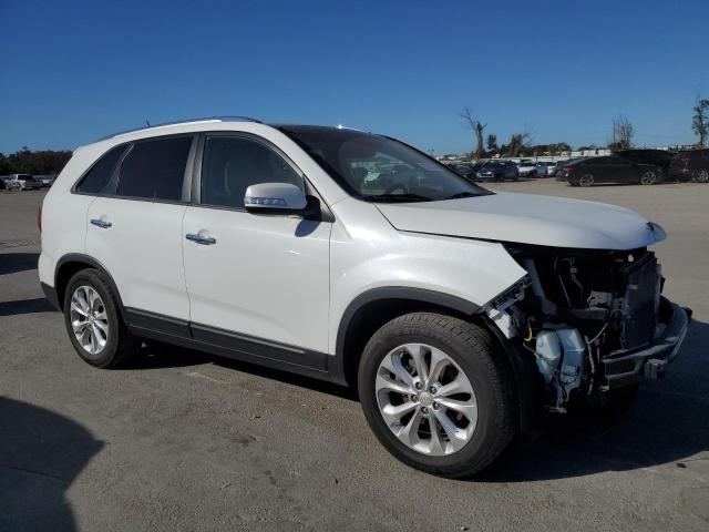 Photo 4 from auction – 2015 KIA SORENTO EX with VIN 5XYKU4A79FG635155