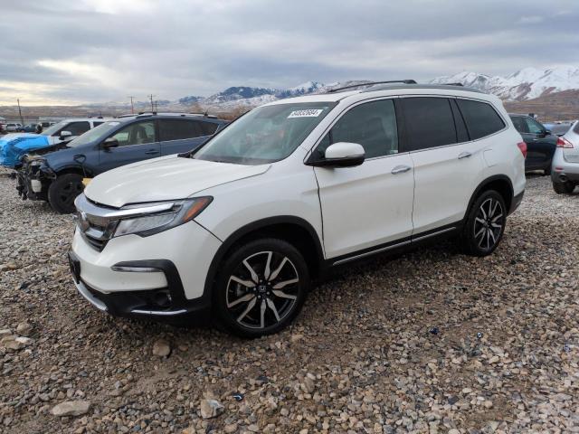 HONDA PILOT TOUR 2019 with VIN 5FNYF6H95KB074381 - Photo from auction
