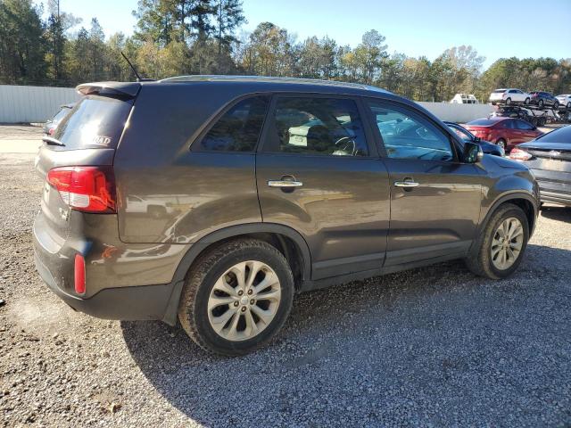 Photo 3 from auction – 2015 KIA SORENTO EX with VIN 5XYKU4A75FG557960