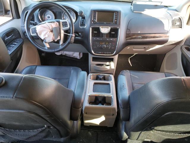 Photo 8 from auction – 2016 CHRYSLER TOWN & COU with VIN 2C4RC1BG9GR286719