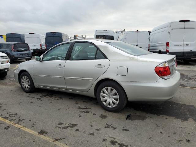Photo 2 from auction – 2005 TOYOTA CAMRY LE with VIN 4T1BE32K05U387204