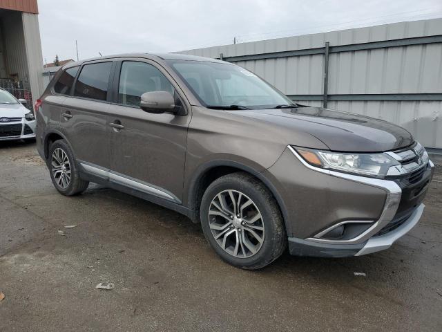 Photo 4 from auction – 2016 MITSUBISHI OUTLANDER with VIN JA4AZ3A32GZ004328