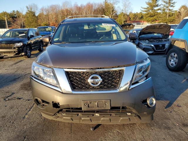 Photo 5 from auction – 2015 NISSAN PATHFINDER with VIN 5N1AR2MM3FC606799
