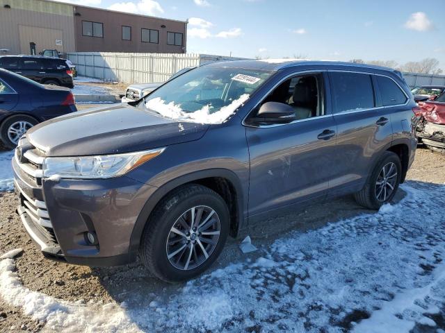 TOYOTA HIGHLANDER 2018 with VIN 5TDJZRFH3JS534457 - Photo from auction
