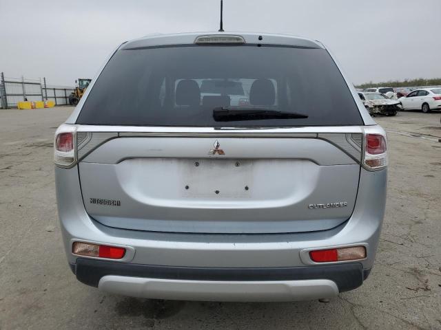 Photo 6 from auction – 2015 MITSUBISHI OUTLANDER with VIN JA4AD2A30FZ011480