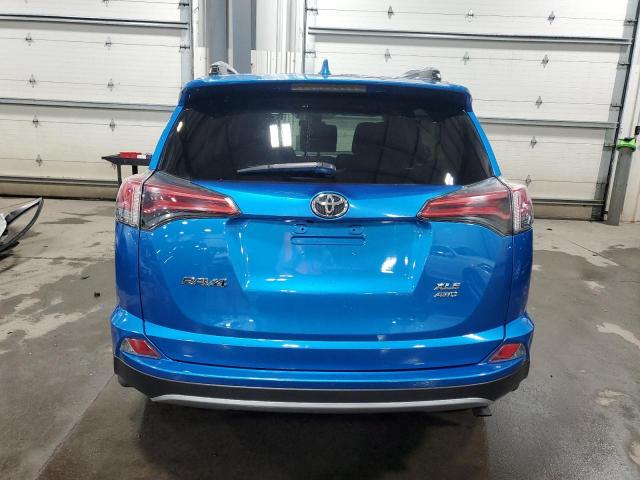 Photo 6 from auction – 2017 TOYOTA RAV4 XLE with VIN 2T3RFREV7HW616378