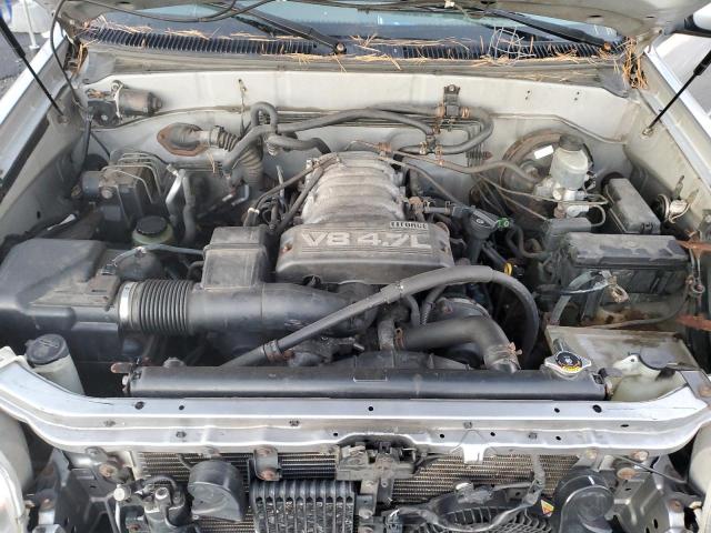 Photo 12 from auction – 2004 TOYOTA SEQUOIA SR with VIN 5TDBT44A44S209741