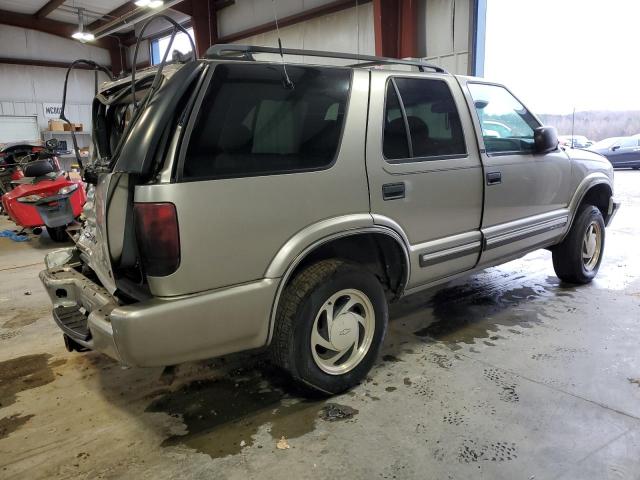 Photo 3 from auction – 2001 CHEVROLET BLAZER with VIN 1GNDT13W412179364