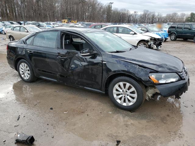 Photo 4 from auction – 2014 VOLKSWAGEN PASSAT S with VIN 1VWAT7A35EC097504