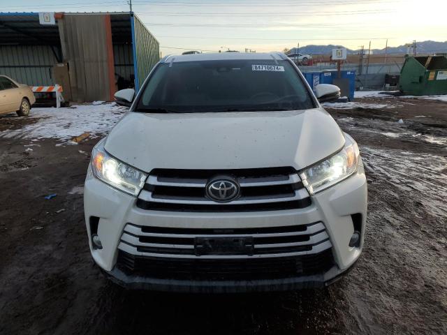 Photo 5 from auction – 2019 TOYOTA HIGHLANDER with VIN 5TDJZRFH5KS609225