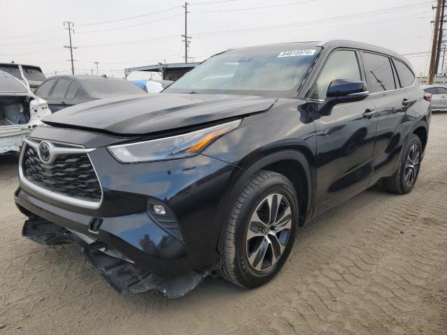 TOYOTA HIGHLANDER 2022 with VIN 5TDGZRAH1NS102523 - Photo from auction