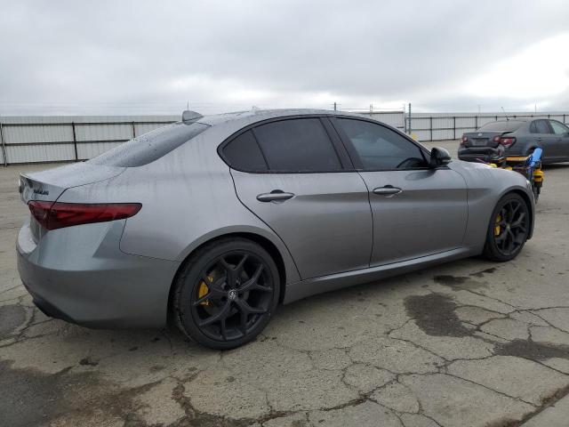 Photo 3 from auction – 2020 ALFA ROMEO GIULIA with VIN ZARFAMAN2L7625199