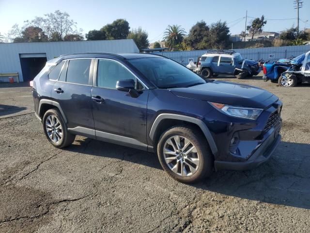 Photo 4 from auction – 2019 TOYOTA RAV4 XLE P with VIN 2T3C1RFV7KC001096