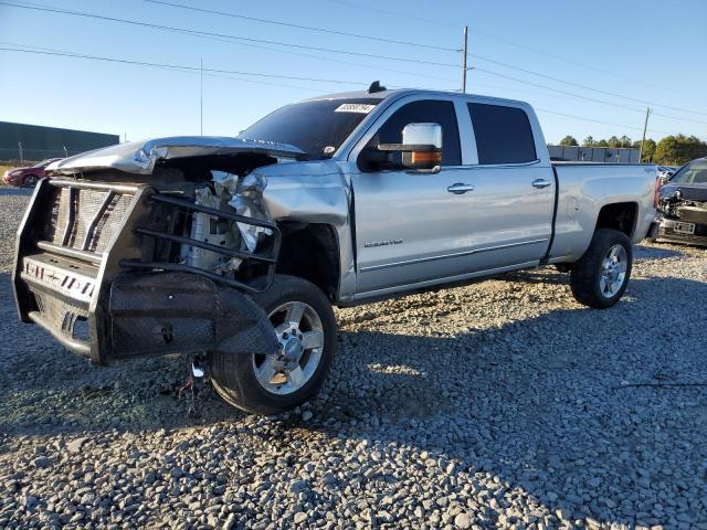 CHEVROLET SILVERADO 2016 with VIN 1GC1KWE8XGF103000 - Photo from auction