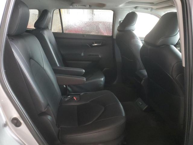 Photo 11 from auction – 2023 TOYOTA HIGHLANDER with VIN 5TDKBRCH1PS590984