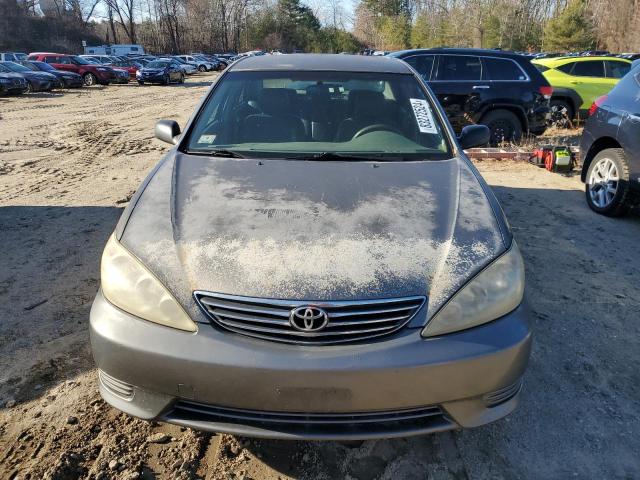 Photo 5 from auction – 2005 TOYOTA CAMRY LE with VIN JTDBE32K953027178
