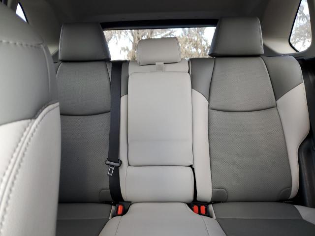 Photo 10 from auction – 2019 TOYOTA RAV4 XLE with VIN 2T3W1RFV4KW047741