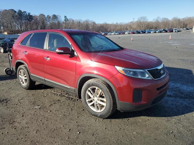 Photo 4 from auction – 2015 KIA SORENTO LX with VIN 5XYKT3A64FG657696