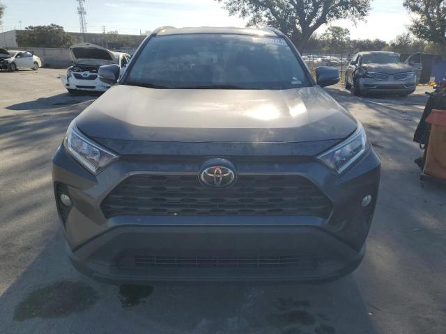 Photo 5 from auction – 2020 TOYOTA RAV4 XLE with VIN 2T3W1RFVXLC070329