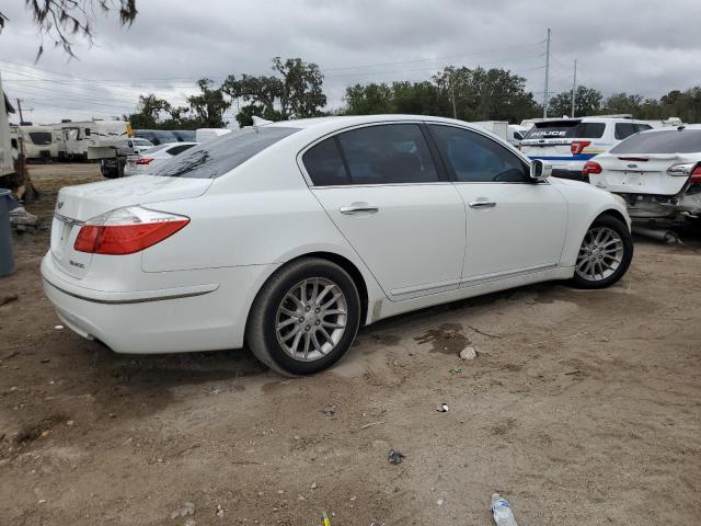 Photo 3 from auction – 2011 HYUNDAI GENESIS 3. with VIN KMHGC4DE4BU113251