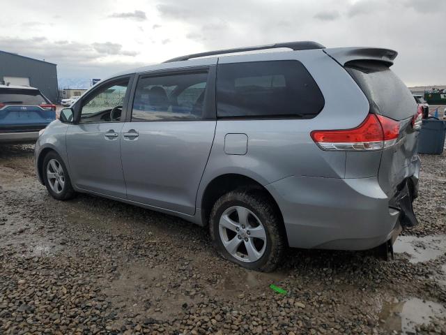 Photo 2 from auction – 2011 TOYOTA SEINNA with VIN 5TDKK3DC2BS169381