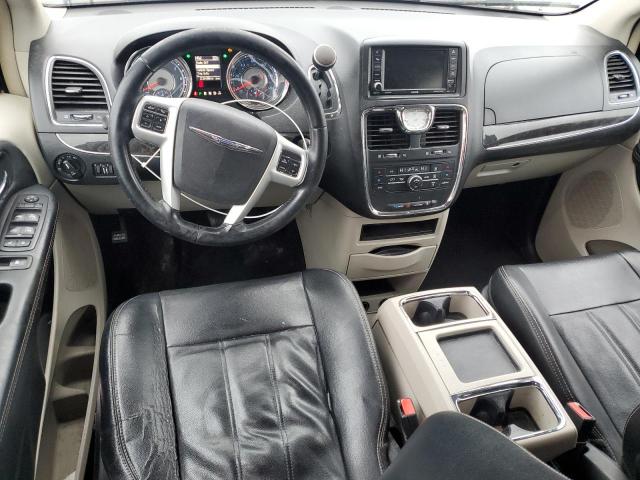 Photo 8 from auction – 2014 CHRYSLER TOWN & COU with VIN 2C4RC1BGXER446975