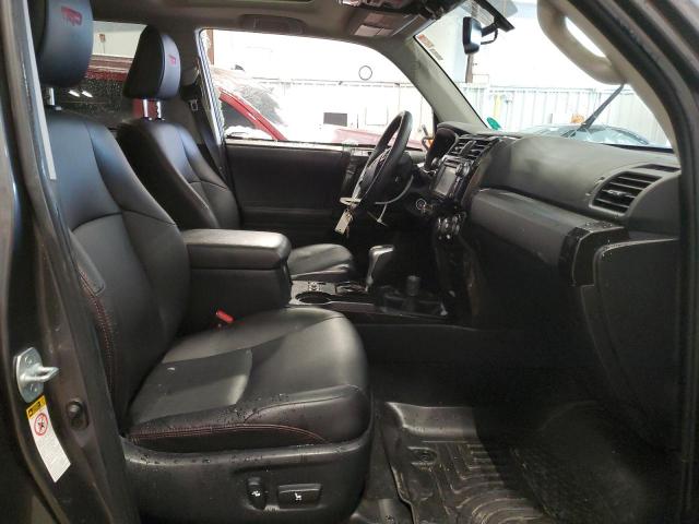 Photo 11 from auction – 2018 TOYOTA 4RUNNER SR with VIN JTEBU5JRXJ5587105