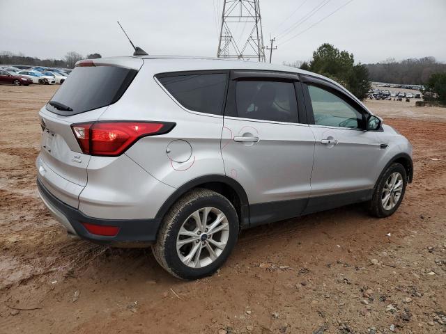 Photo 3 from auction – 2019 FORD ESCAPE SE with VIN 1FMCU0GD1KUB45274