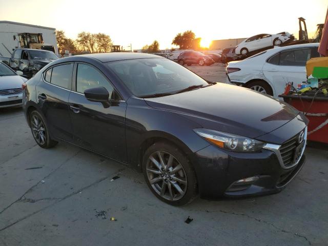 Photo 4 from auction – 2018 MAZDA 3 TOURING with VIN 3MZBN1V3XJM263630