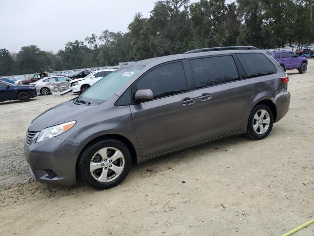 Photo 1 from auction – 2015 TOYOTA SIENNA LE with VIN 5TDKK3DC2FS556891