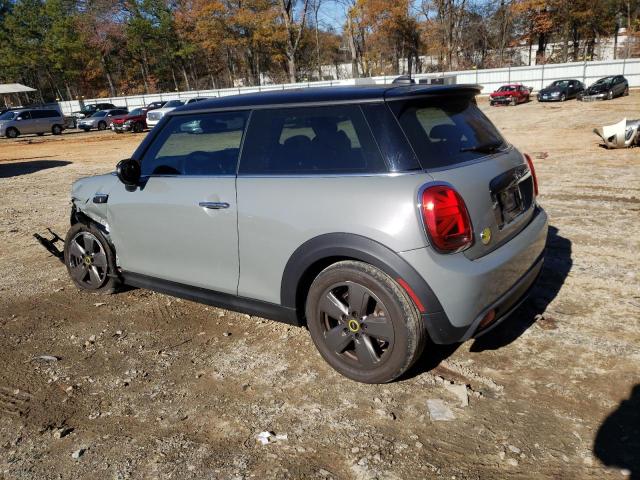 Photo 2 from auction – 2022 MINI COOPER SE with VIN WMW13DJ01N2R92403