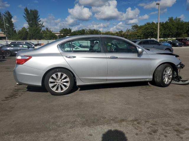 Photo 3 from auction – 2015 HONDA ACCORD EXL with VIN 1HGCR2F86FA041992
