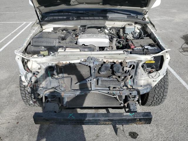 Photo 11 from auction – 2005 TOYOTA 4RUNNER SR with VIN JTEBT14R258023573