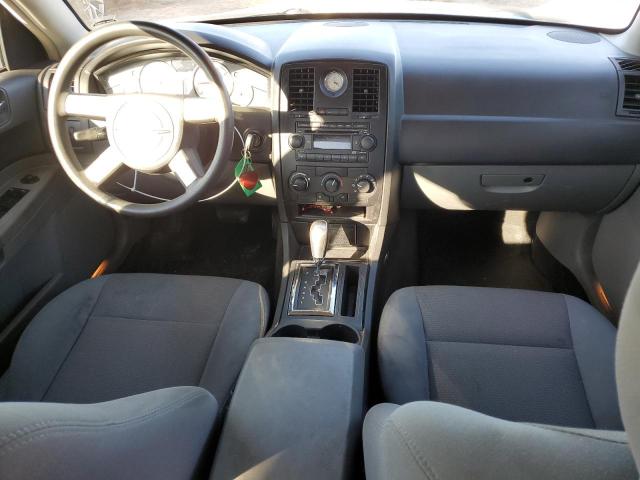 Photo 8 from auction – 2005 CHRYSLER 300 with VIN 2C3JA43R15H528950