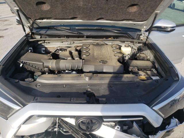 Photo 12 from auction – 2020 TOYOTA 4RUNNER SR with VIN JTEBU5JR2L5812877