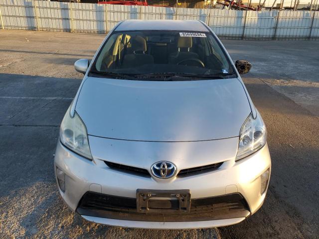 Photo 5 from auction – 2013 TOYOTA PRIUS with VIN JTDKN3DU8D5686404