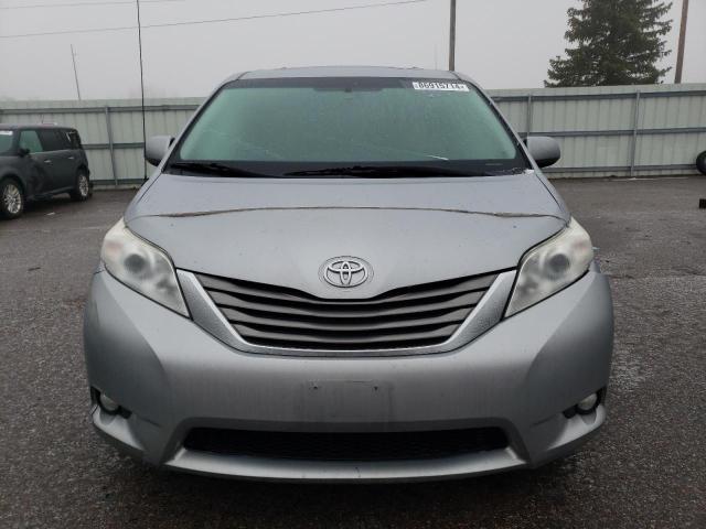 Photo 5 from auction – 2011 TOYOTA SIENNA XLE with VIN 5TDYK3DC0BS162147
