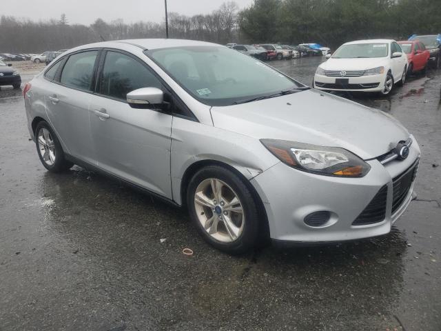 Photo 4 from auction – 2014 FORD FOCUS SE with VIN 1FADP3F22EL322593